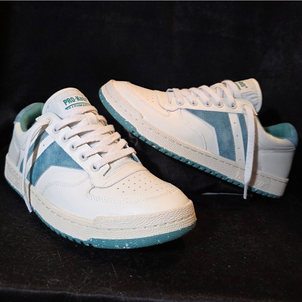Pro-Keds Off White and Teal Sneakers Mens Size 10